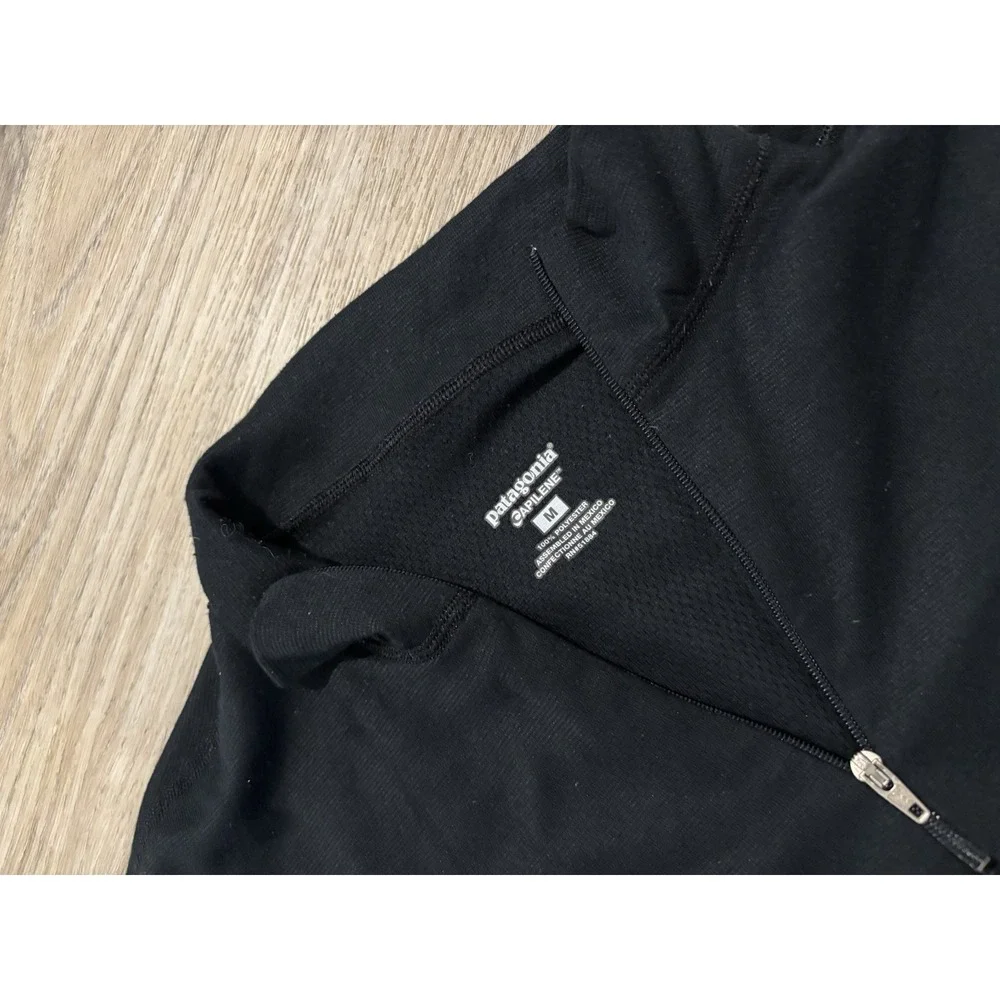 Patagonia Women's Capilene 1/4 Zip Neck Base Layer size Medium Black